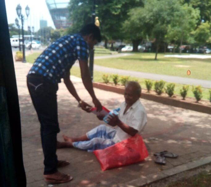 Homeless Feeding Sri Lanka 09/08/2020